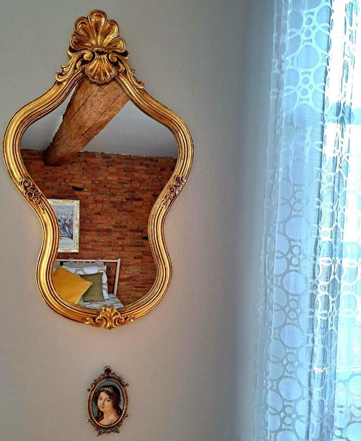 La Loggia - Chambres D'Hotes Rieux  エクステリア 写真